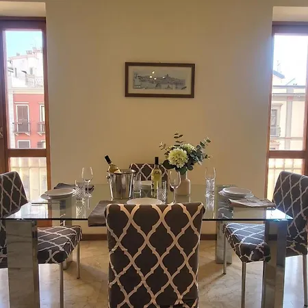 Maison Lucrezia - Nel Cuore Di شقة كالياري